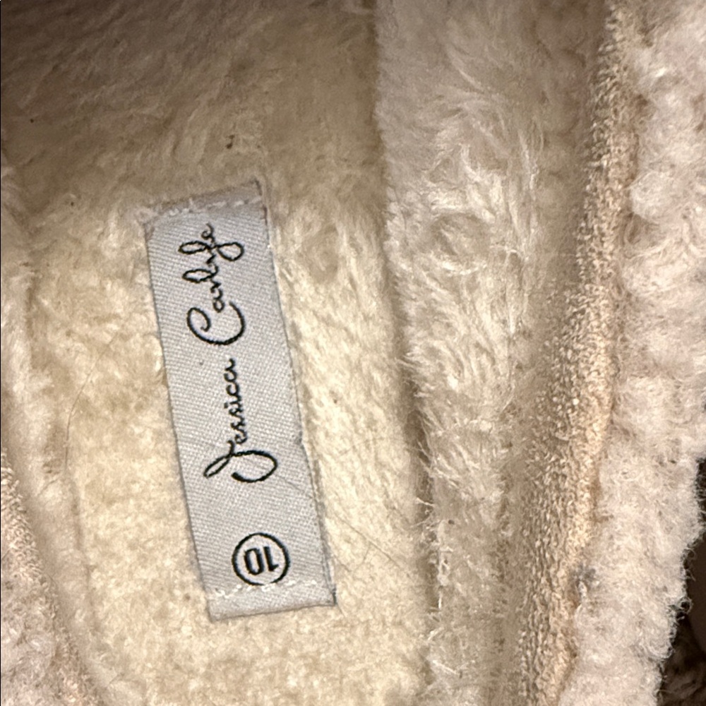 Cozy Slip-On Shoes - White and Red - Picture 2 of 2